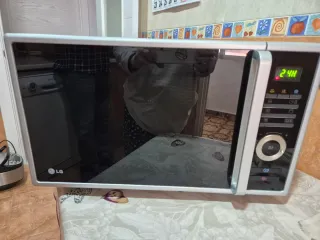 Horno Microondas LG 32L Convección