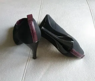 Botines negros de tacón de Calvin Klein