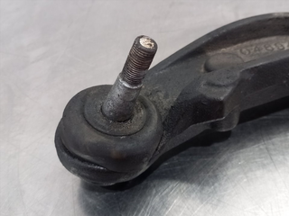 BRAZO SUSPENSION INFERIOR DELANTERO IZQUIERDO CHR