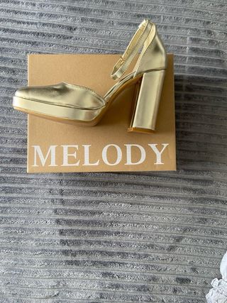 Tacones Melody dorados plataforma