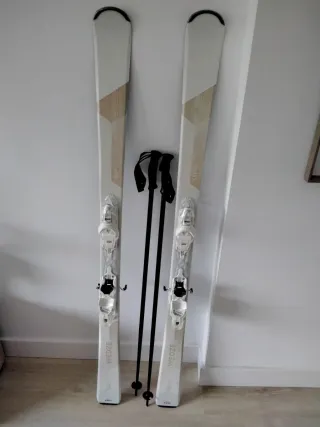 Esquís Wedze 550 con fijaciones