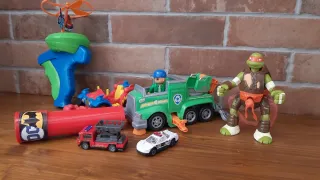 Lote Juguetes: Camión, Coche, Figura