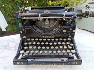 Máquina de escribir Underwood N° 5