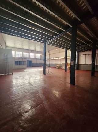 Nave industrial en venta en Santa Coloma de Cervelló