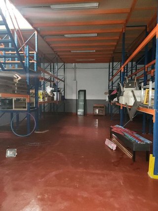 Nave industrial en venta en Santa Coloma de Cervelló