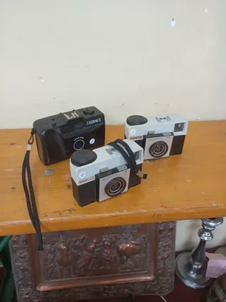 3 Fotocamere Vintage Canon e Kodak