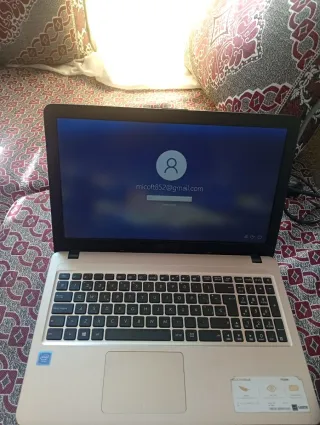 Portátil Asus VivoBook F540N Negro