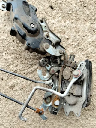 Cerradura Puerta Trasera Derecha Suzuki Vitara