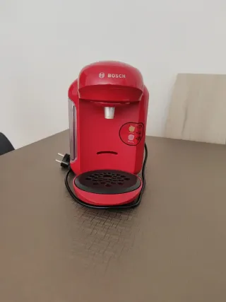 Cafetera Tassimo Roja