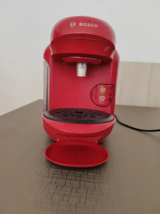 Cafetera Tassimo Roja