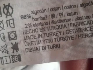 Pantalón Talla M Rayas. Medidas en descripción