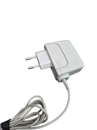 Nintendo 2DS XL Poké Ball Edizione Completa