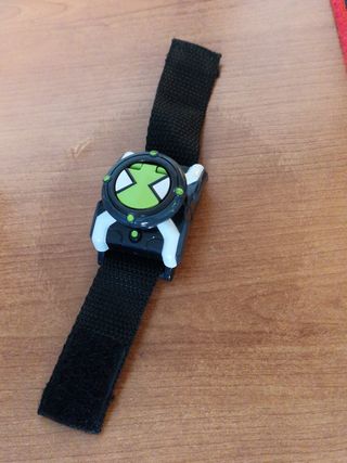 Action Figure Ben10 PlusUltra + Omnitrix