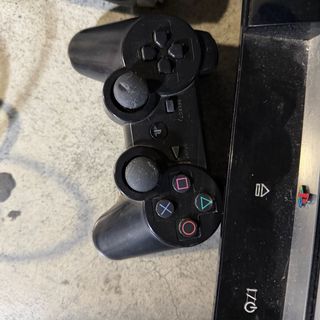 PlayStation 3 PS3 Sony Nera con 2 controllori,