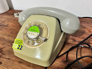 TELÉFONO ANTIGUO DE DISCO