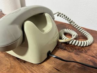 TELÉFONO ANTIGUO DE DISCO