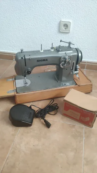 Máquina de coser Refrey VZ