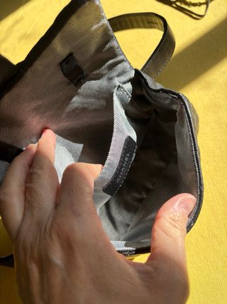 Pochette/Riñonera Chanel UNIFORM Negra