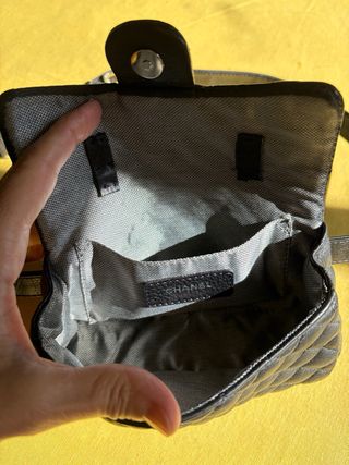 Pochette/Riñonera Chanel UNIFORM Negra