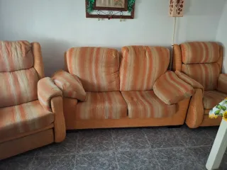Sofá y sillones tela rayas naranja