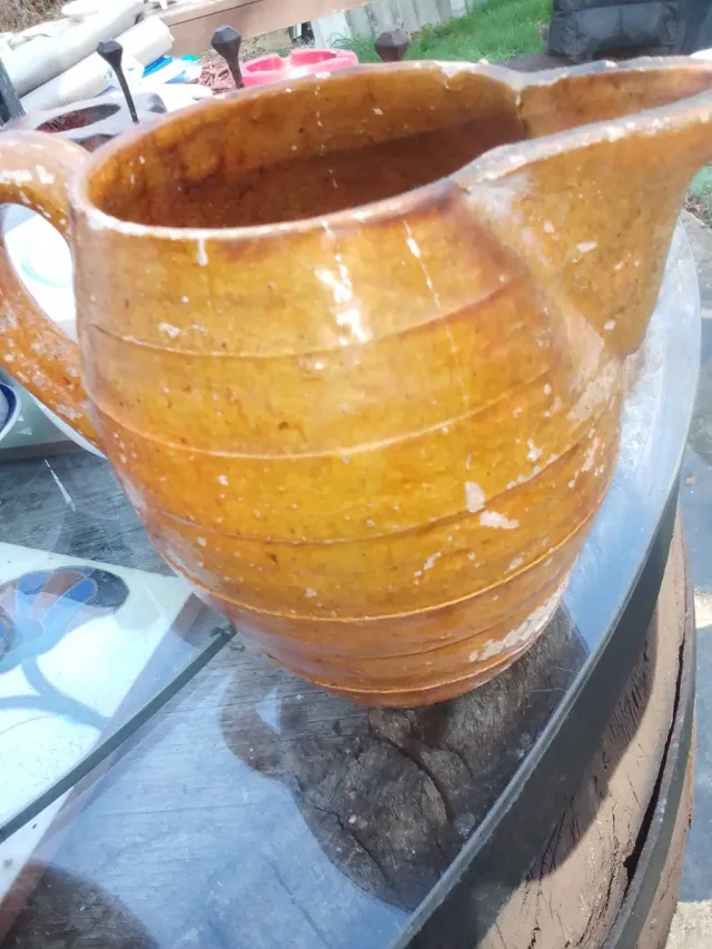 Cerámica niño de. Aguiar. Orense l