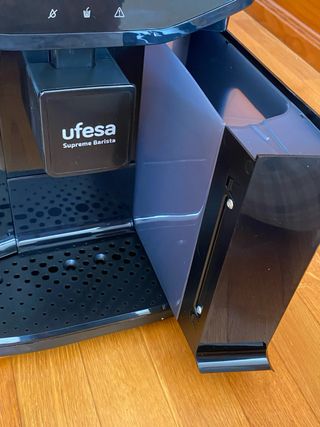 Cafetera Automatica Ufesa Supreme Barista Negra