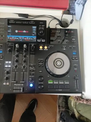 Controladora DJ Pioneer XDJ-RR