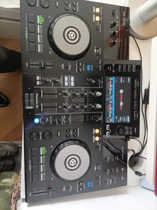 Controladora DJ Pioneer XDJ-RR