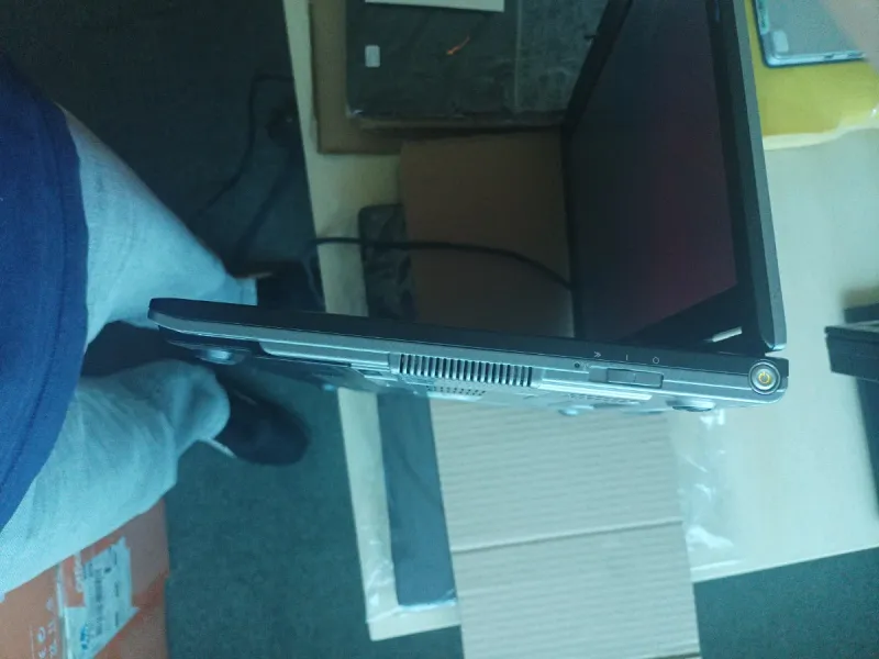 Dell Latitude D420 Portátil linux afbeelding 5