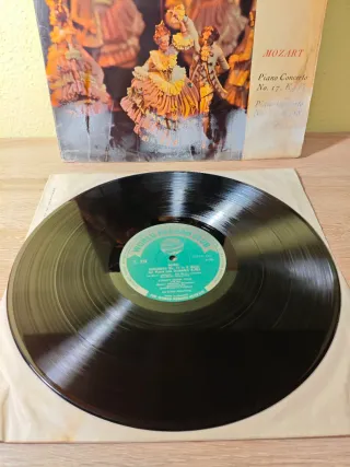 DISCO VINILO: MOZART Piano Concerto No. 17/ No. 23