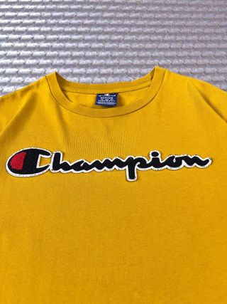 Champion T-shirt Yellow Big Logo Center