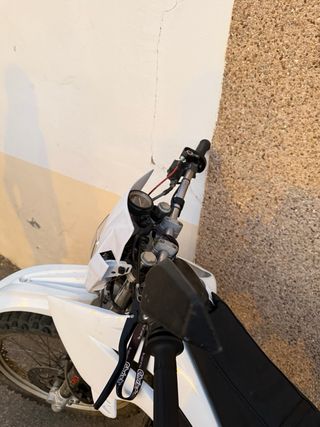 Beta 49 cc Enduro/Motocross Blanca