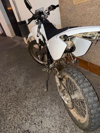 Beta 49 cc Enduro/Motocross Blanca