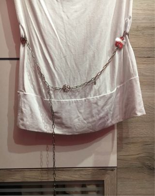 Top blanco espalda descubierta