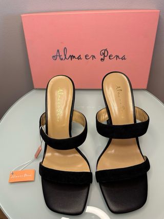 Zapatos de fiesta Alma en Pena con pedrería