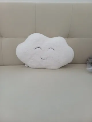 Cojín infantil nube sonriente, Zara Home