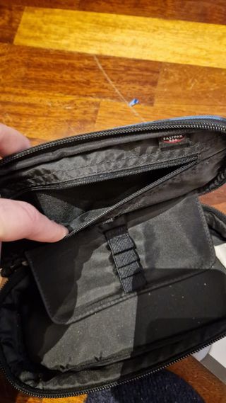 Astuccio Eastpak con fenicotteri