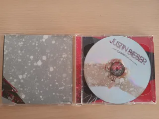 Justin Bieber Under the Mistletoe Deluxe Edition