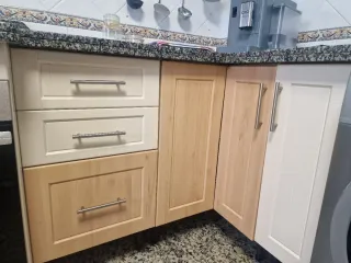 Muebles de cocina blancos