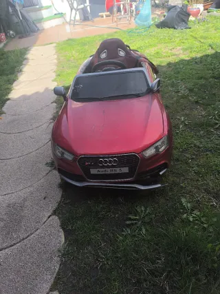 Coche infantil Audi RS5