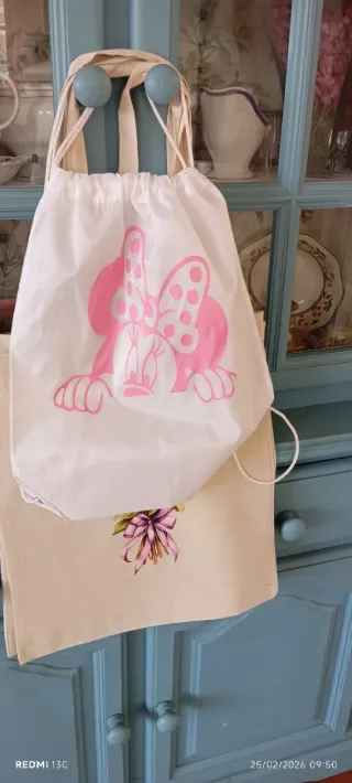 Bolso de tela con estampado de corazón y mariposa