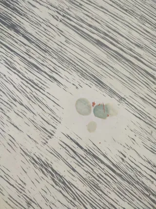 Cómoda de madera 4 cajones gris decapada