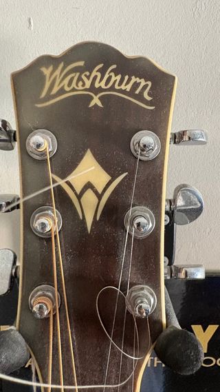 Washburn Guitarra electroacústica, casi sin usar