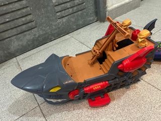 Barco Tiburón Juguete