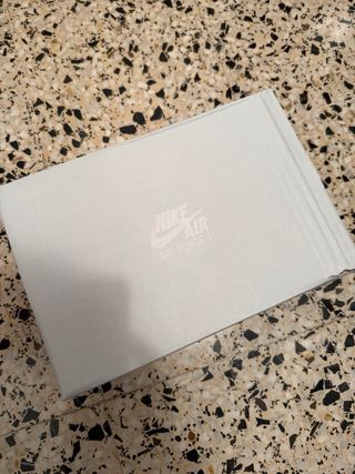 Nike Air Force 1 x Comme des Garçons PLAY