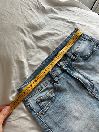 Pantaloncino/short jeans vita alta con frange