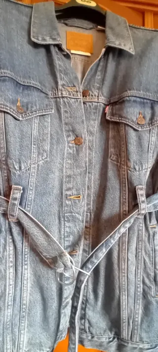 Cazadora Levi's vaquera oversize