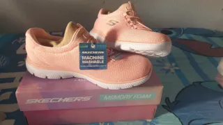 Zapatillas Skechers Rosa y Blancas