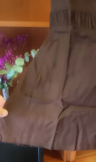 Top Hoss marrón elegante y de calidad