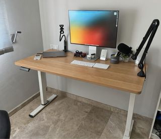 Escritorio Elevable Madera y Metal